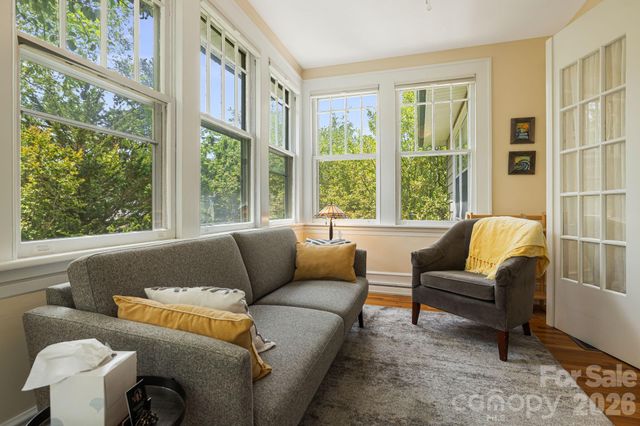 52 Edwin Place, Asheville, NC 28801
