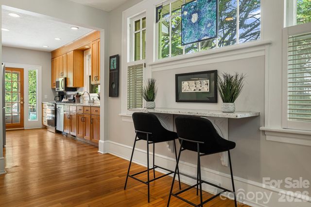 52 Edwin Place, Asheville, NC 28801
