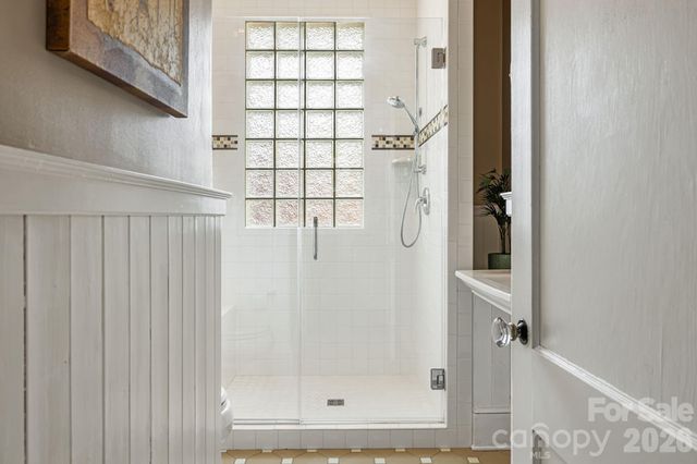 52 Edwin Place, Asheville, NC 28801