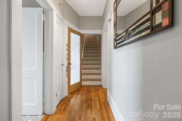 52 Edwin Place, Asheville, NC 28801