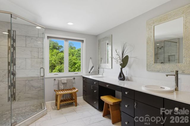 52 Edwin Place, Asheville, NC 28801