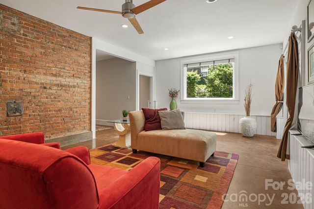 52 Edwin Place, Asheville, NC 28801