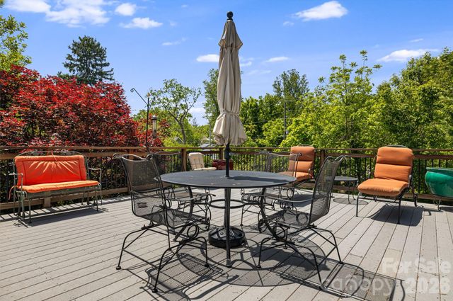 52 Edwin Place, Asheville, NC 28801