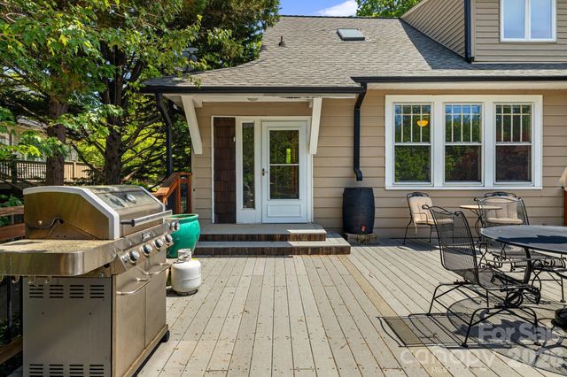 52 Edwin Place, Asheville, NC 28801