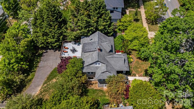 52 Edwin Place, Asheville, NC 28801
