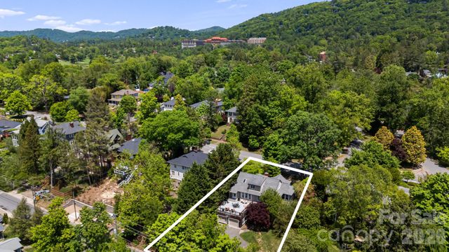 52 Edwin Place, Asheville, NC 28801