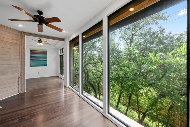 1000 Liberty Park DR 407, Austin, TX 78746