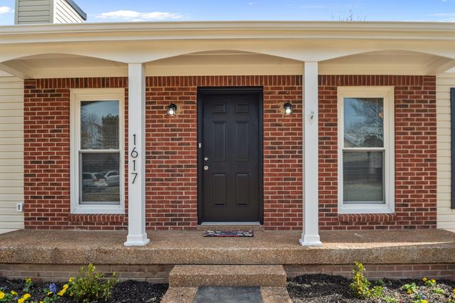 1617 Alsdale Rd, Mount Juliet, TN 37122