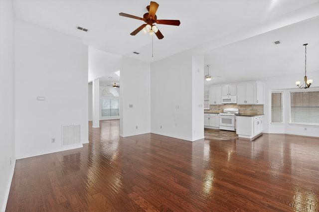 5821 Madison Drive, The Colony, TX 75056
