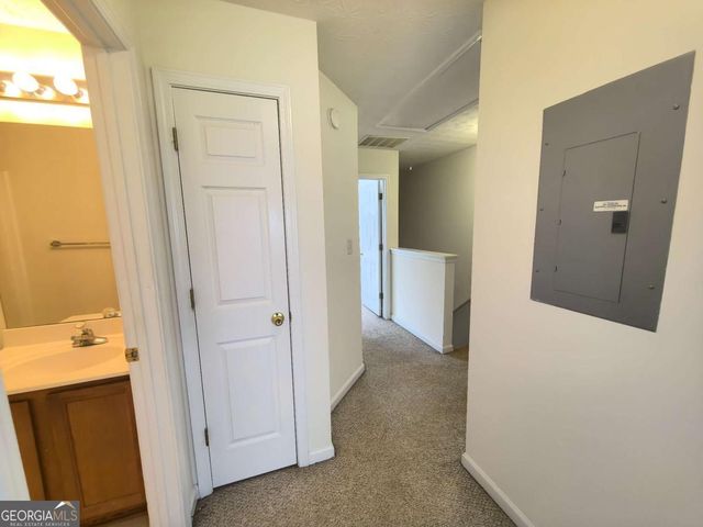 619 Kenridge Way, Suwanee, GA 30024