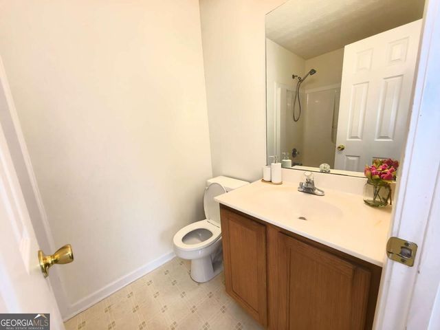 619 Kenridge Way, Suwanee, GA 30024