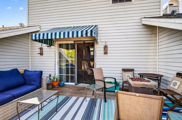 11722 CURRIE LANE F2, Largo, FL 33774