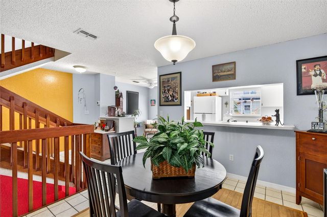 11722 CURRIE LANE F2, Largo, FL 33774