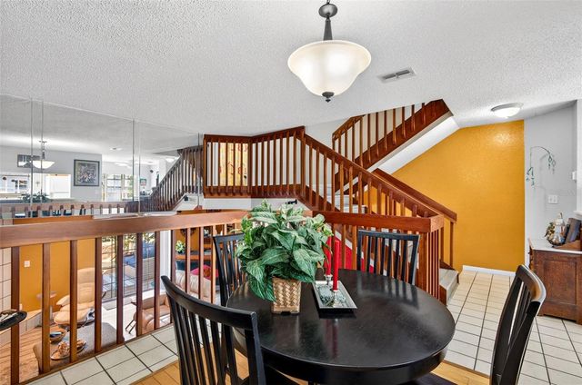 11722 CURRIE LANE F2, Largo, FL 33774