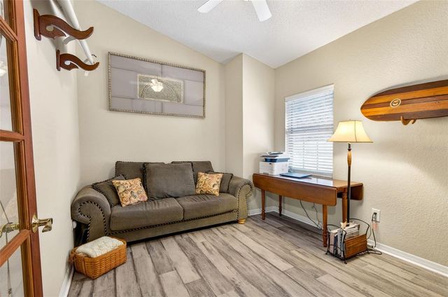 11722 CURRIE LANE F2, Largo, FL 33774