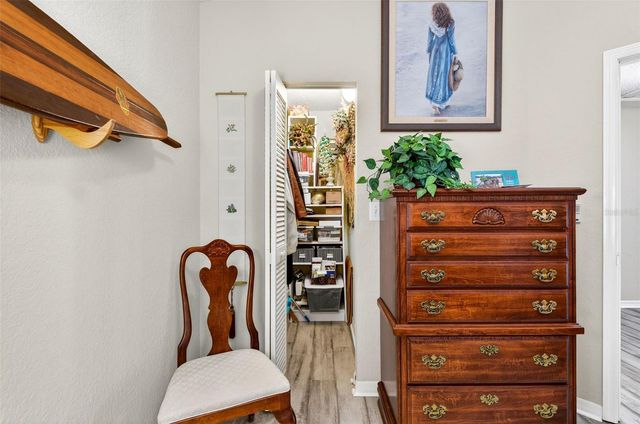 11722 CURRIE LANE F2, Largo, FL 33774