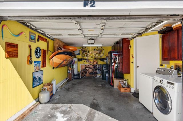 11722 CURRIE LANE F2, Largo, FL 33774