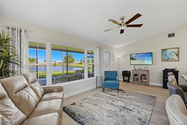 1203 N Brandywine CIR, Fort Myers, FL 33919