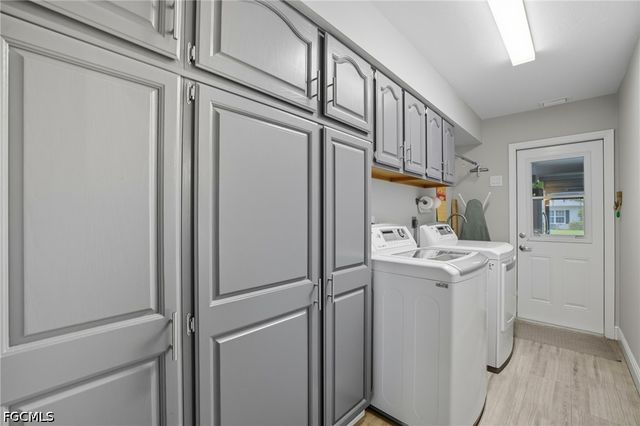 1203 N Brandywine CIR, Fort Myers, FL 33919