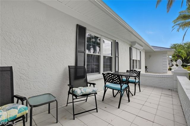 1203 N Brandywine CIR, Fort Myers, FL 33919