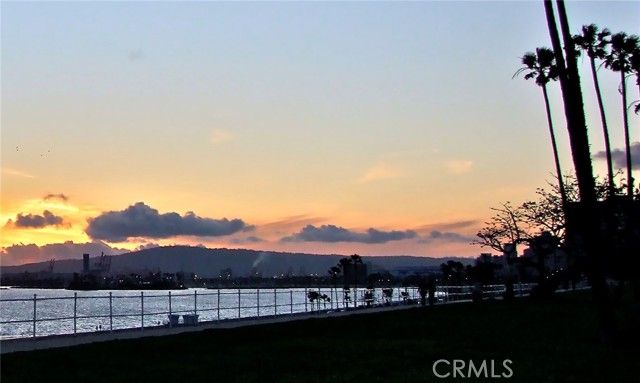 1058 Dawson, Long Beach, CA 90804