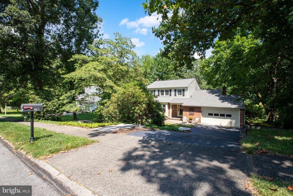 186 KENT DR, Exton, PA 19341