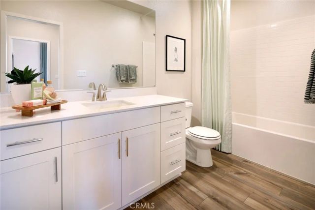 36135 Tessa Avenue 2002, Murrieta, CA 92563