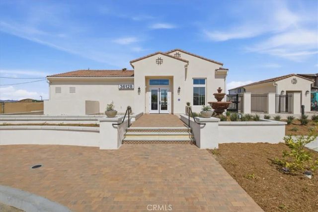 36135 Tessa Avenue 2002, Murrieta, CA 92563