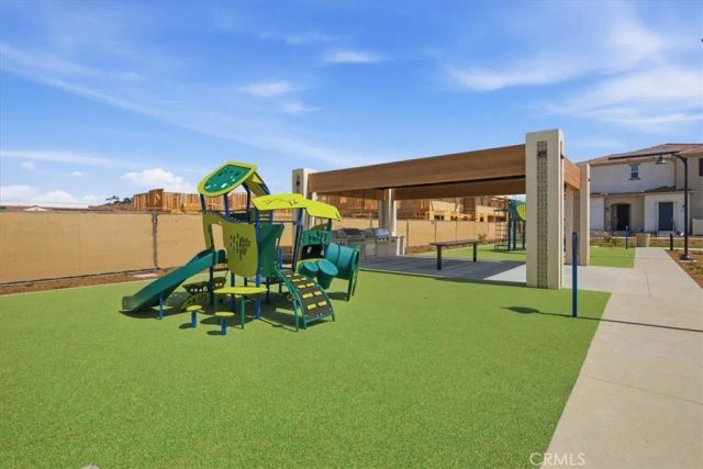 36135 Tessa Avenue 2002, Murrieta, CA 92563