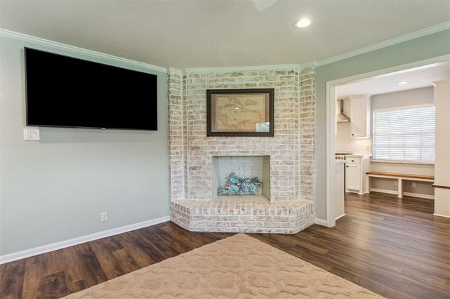1819 Laurel Oaks Drive, Richmond, TX 77469