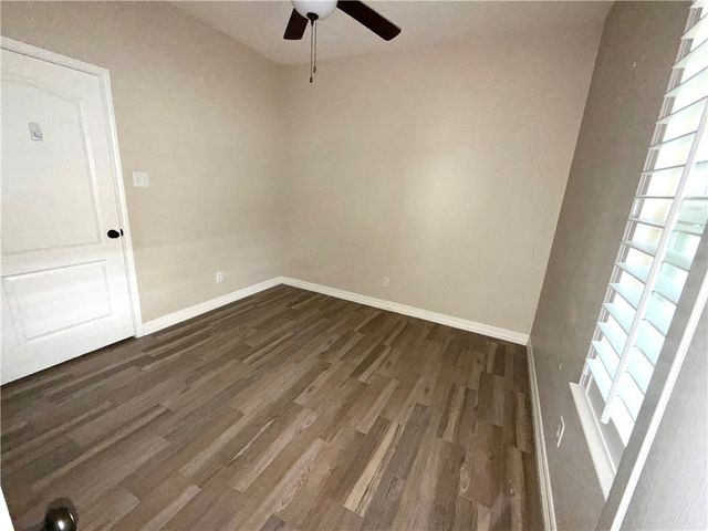 5805 Bella Di Giorno Dr, Corpus Christi, TX 78414