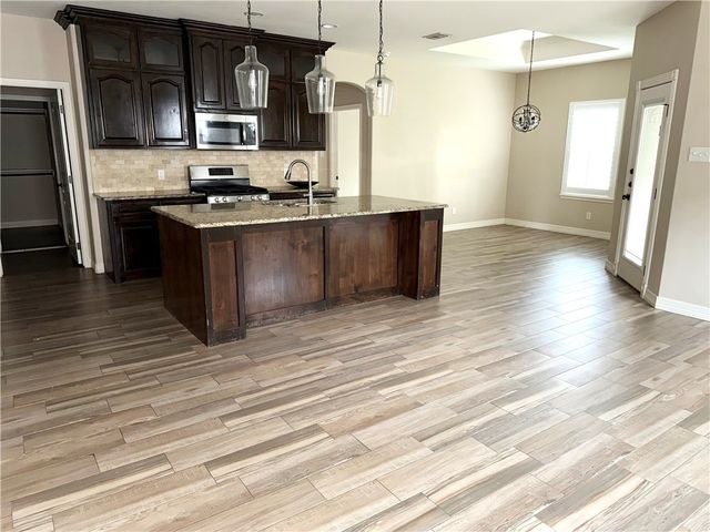 5805 Bella Di Giorno Dr, Corpus Christi, TX 78414