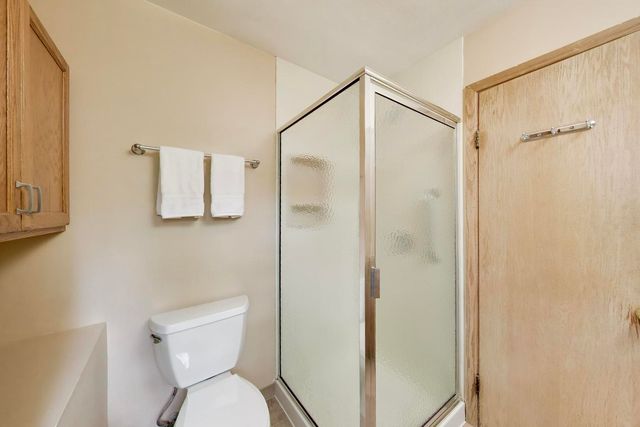 803 E Valley Lane, Arlington Heights, IL 60004