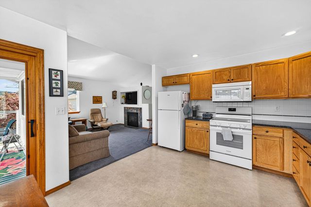 1925 S St Charles Rd, Spokane Valley, WA 99037