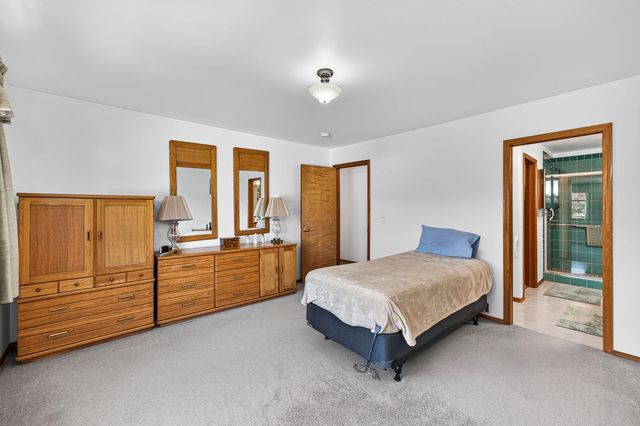 1925 S St Charles Rd, Spokane Valley, WA 99037