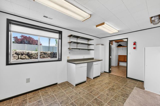1925 S St Charles Rd, Spokane Valley, WA 99037