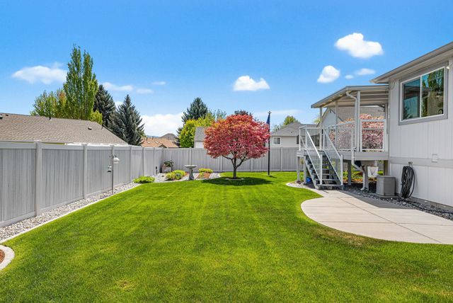 1925 S St Charles Rd, Spokane Valley, WA 99037