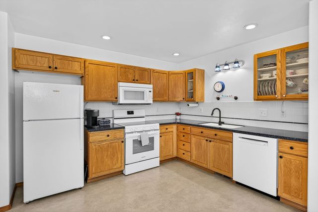 1925 S St Charles Rd, Spokane Valley, WA 99037