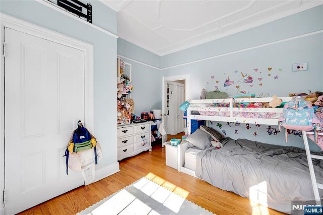809 Park Avenue, River Edge, NJ 07661