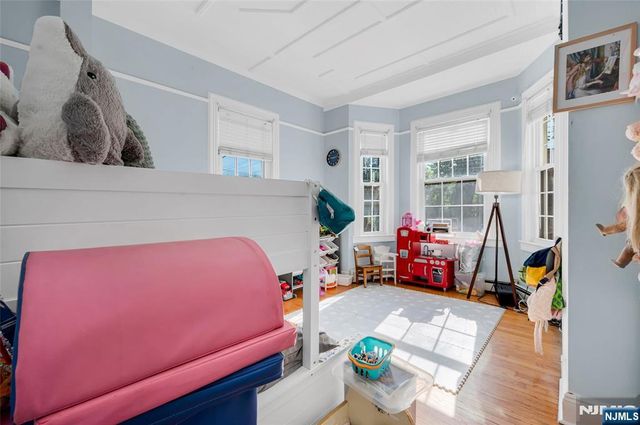 809 Park Avenue, River Edge, NJ 07661