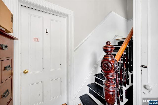 809 Park Avenue, River Edge, NJ 07661