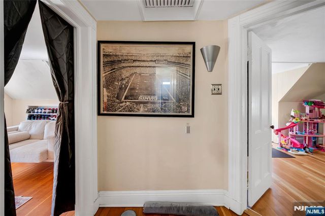 809 Park Avenue, River Edge, NJ 07661