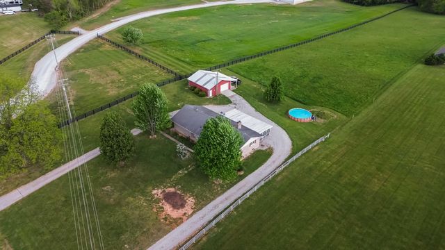 11512 W Highway 80, Nancy, KY 42544