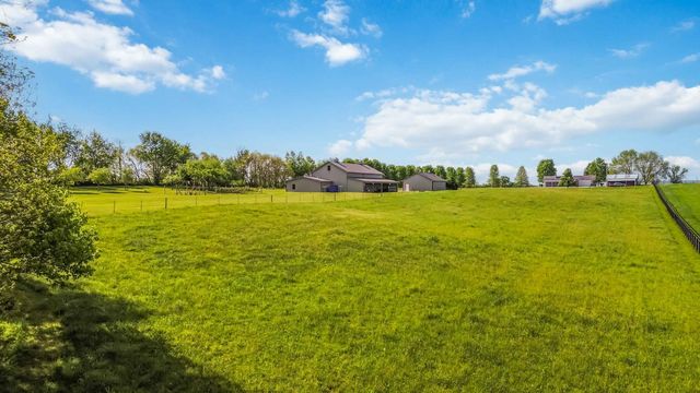 11512 W Highway 80, Nancy, KY 42544