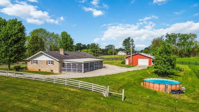 11512 W Highway 80, Nancy, KY 42544