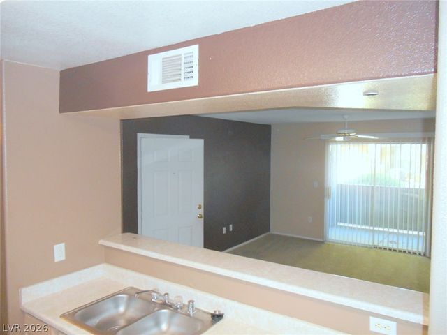 555 SILVERADO RANCH Boulevard 1073, Las Vegas, NV 89183