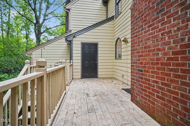 1304 Hampshire Court, Raleigh, NC 27612
