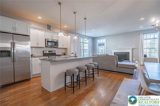 2115 Huntington Lane, Easton, PA 18040