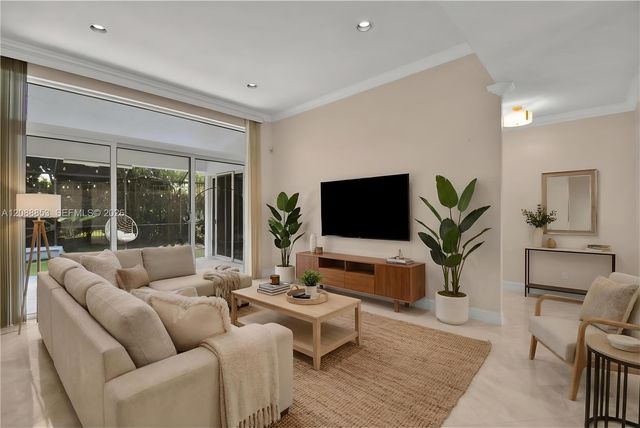 523 Stonemont Drive, Weston, FL 33326