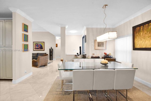 523 Stonemont Drive, Weston, FL 33326